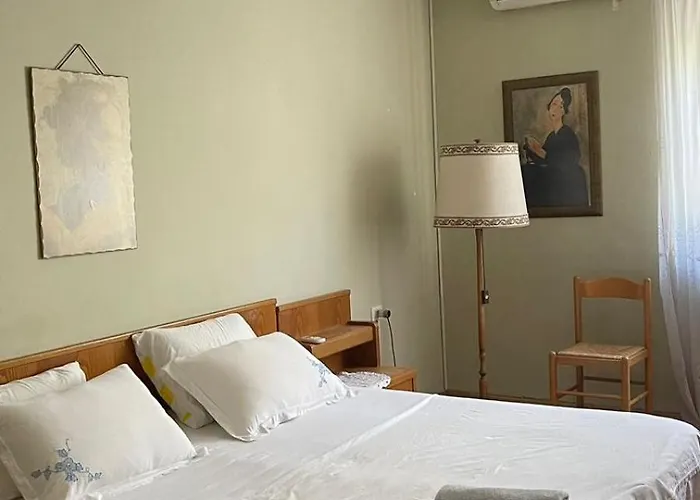 Apartment Vintage In Center Tirana